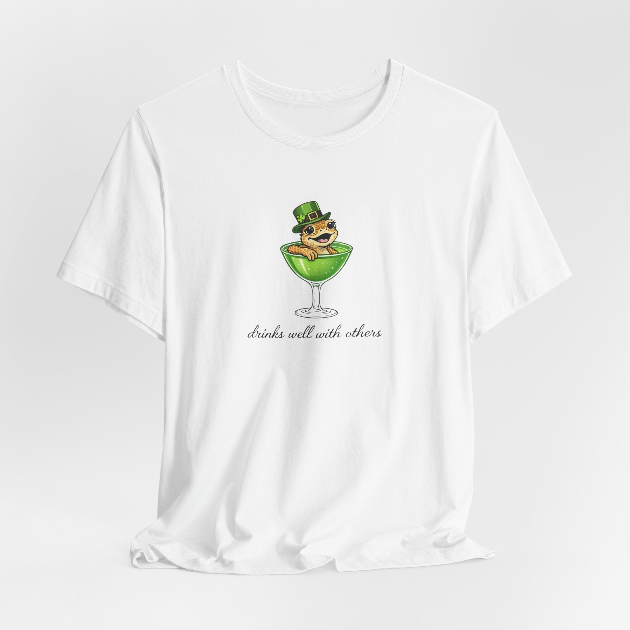 St. Patrick's Day Crested Gecko Cocktail Tee — "Drinks Well With Others"